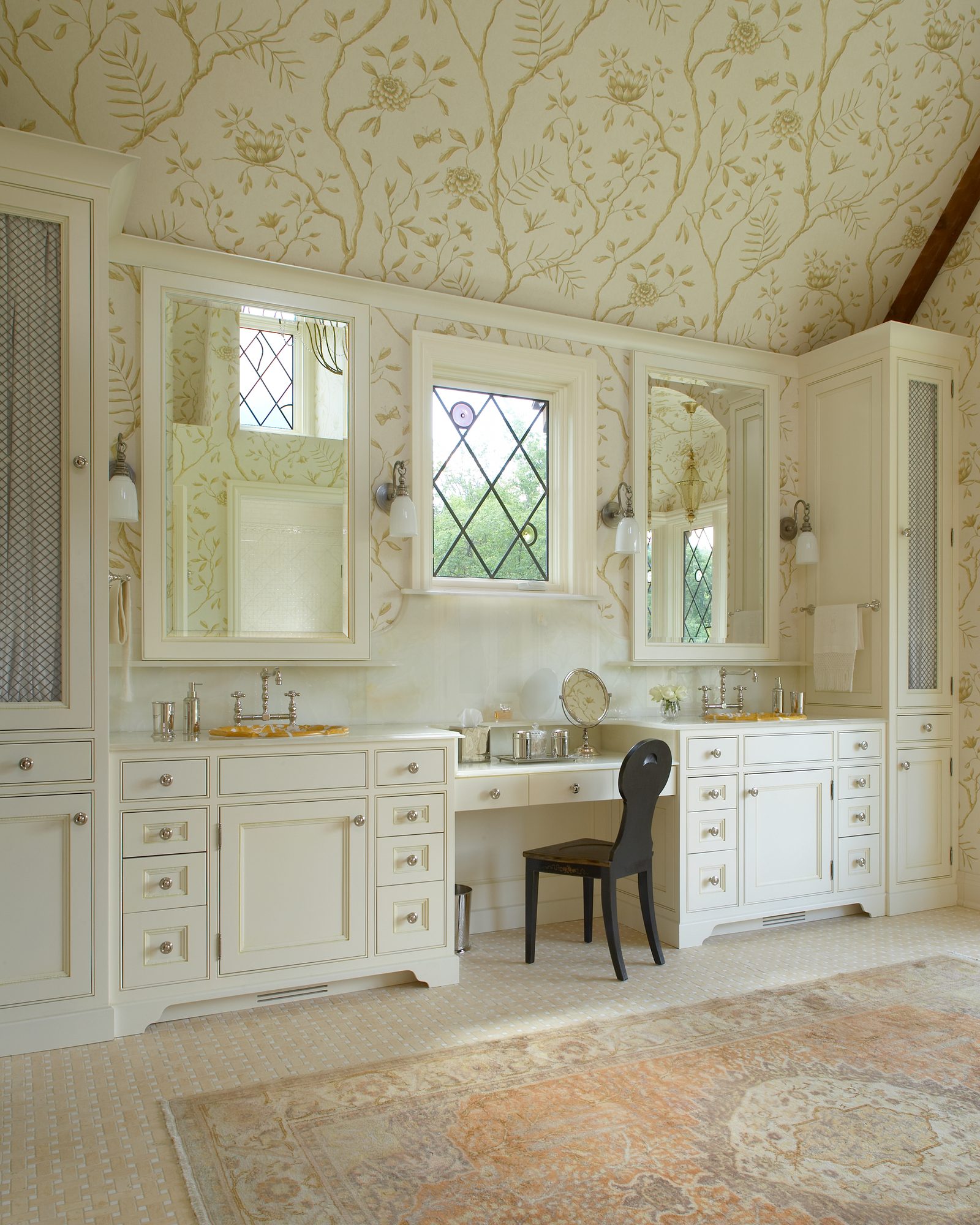 Archive 053: a traditional new-construction home by Mosher Dolan